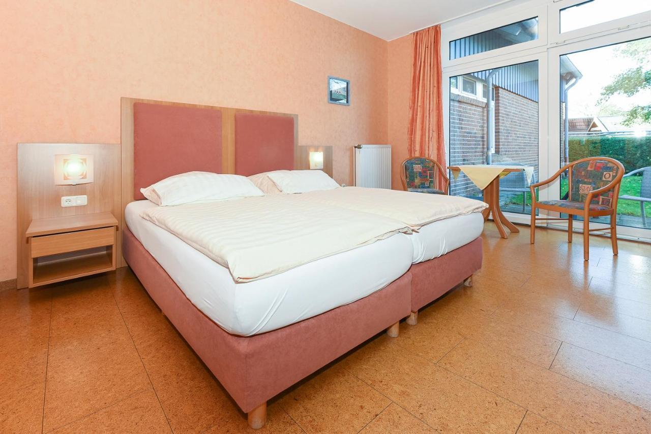 Hotel-Pension Altes Siel Бензерзиль Экстерьер фото