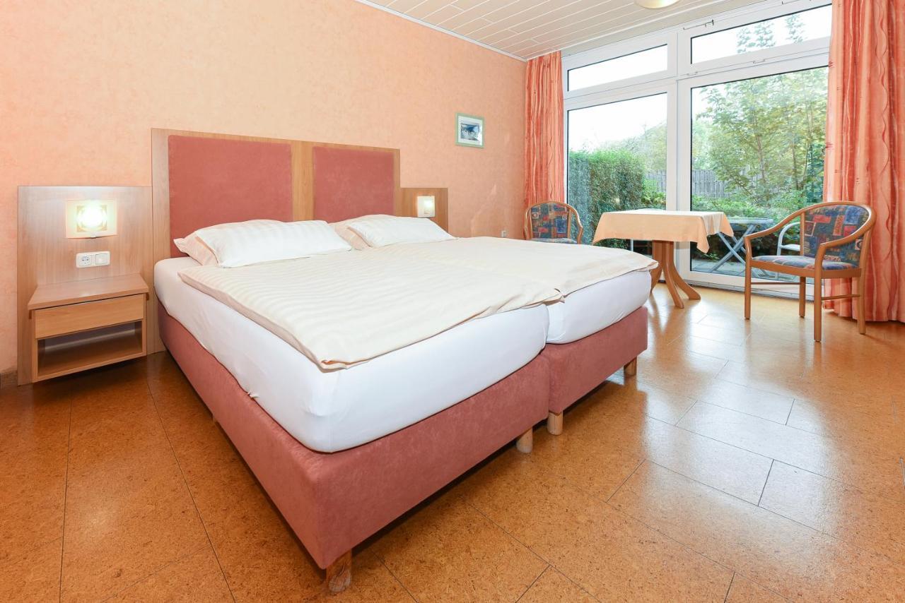 Hotel-Pension Altes Siel Бензерзиль Экстерьер фото