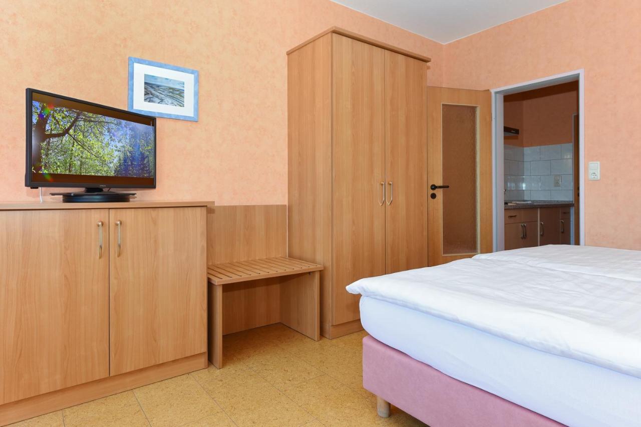 Hotel-Pension Altes Siel Бензерзиль Экстерьер фото