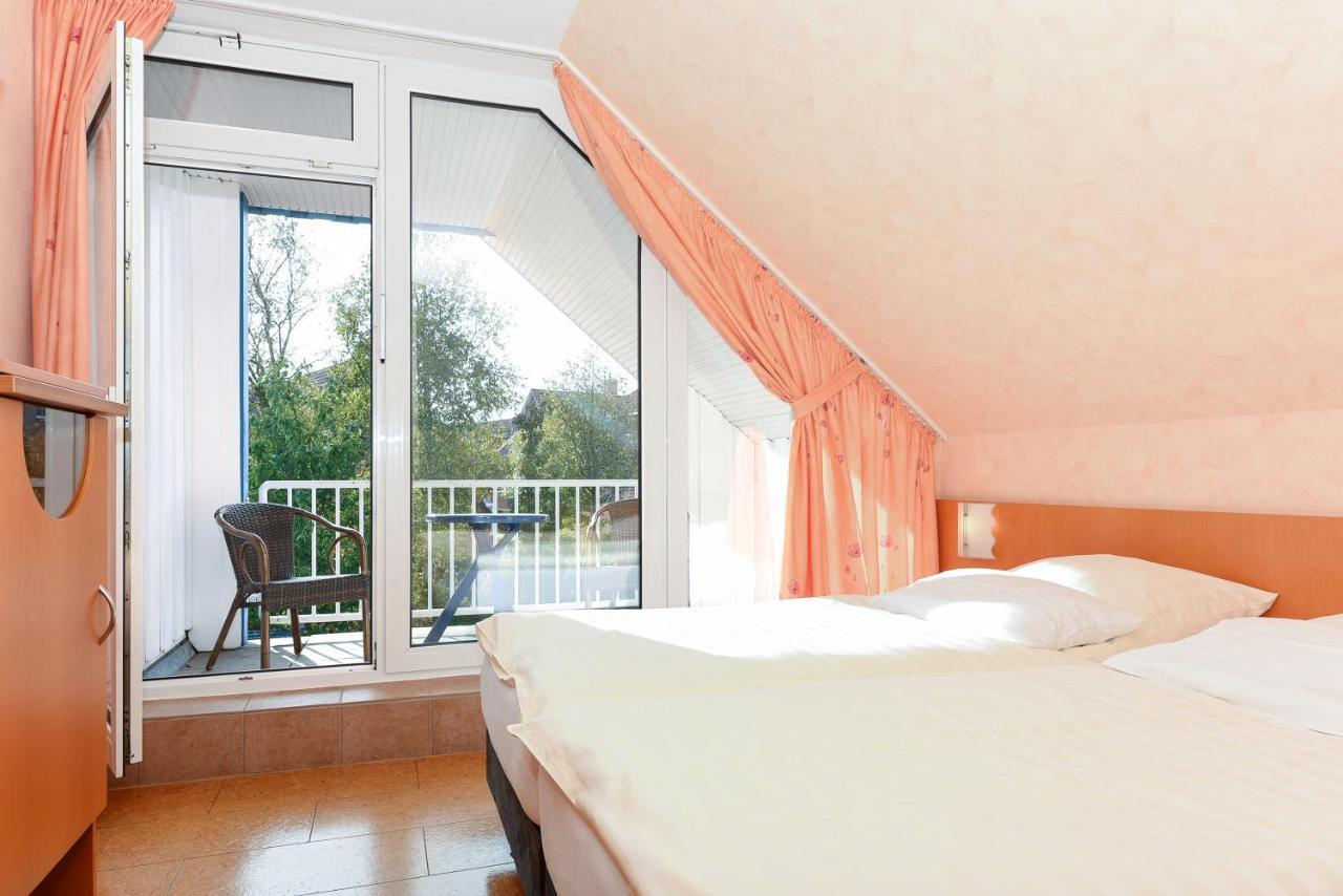 Hotel-Pension Altes Siel Бензерзиль Экстерьер фото