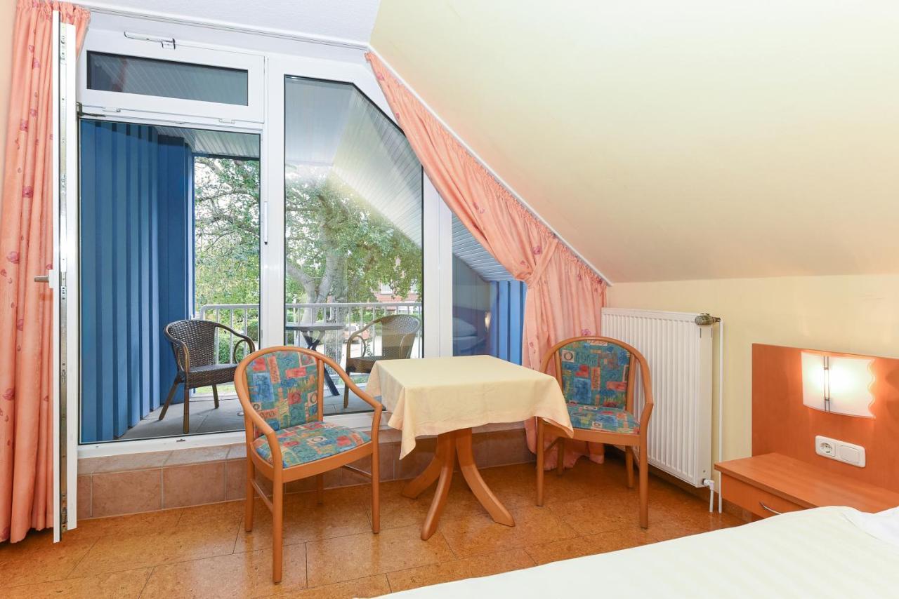 Hotel-Pension Altes Siel Бензерзиль Экстерьер фото